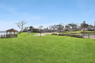 67 North Rd, Hampton Bays, NY 11946 - Photo 14