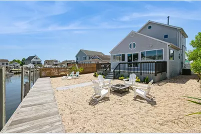 282 S Ketcham Avenue, Amityville, NY 11701 - Photo 8