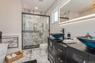 282 S Ketcham Avenue, Amityville, NY 11701 - Photo 26