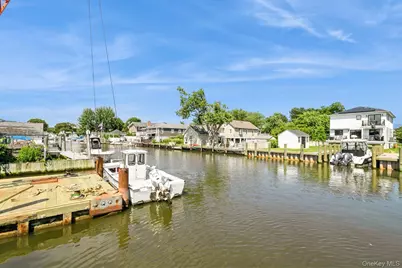 282 S Ketcham Avenue, Amityville, NY 11701 - Photo 10