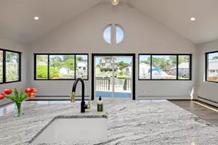 282 S Ketcham Ave, Amityville, NY 11701 - Photo 18