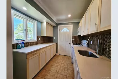 30 Eugene Drive, Kings Park, NY 11754 - Photo 4