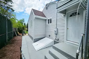 30 Eugene Dr, Kings Park, NY 11754 - Photo 32