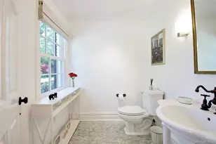 25 The Oaks, Roslyn, NY 11576 - Photo 18