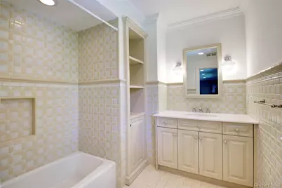 25 The Oaks, Roslyn, NY 11576 - Photo 30