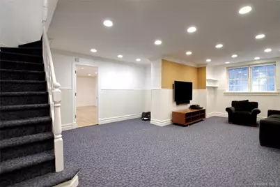 25 The Oaks, Roslyn, NY 11576 - Photo 32