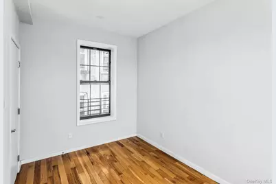 34-21 9 Street, Astoria, NY 11106 - Photo 14