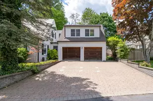 19 Reynal Rd, White Plains, NY 10605 - Photo 20