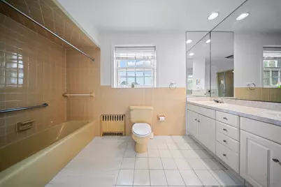 10-08 Shore Road, Douglaston, NY 11363 - Photo 22