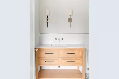 26 Pine Tree Road, Southampton, NY 11968 - Photo 20