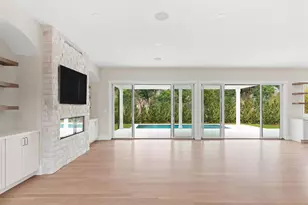 26 Pine Tree Rd, Southampton, NY 11968 - Photo 8