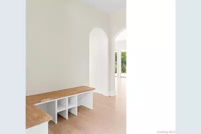 26 Pine Tree Road, Southampton, NY 11968 - Photo 6