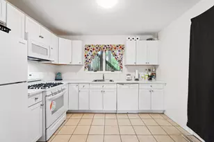 1806 County Rd 39, Southampton, NY 11968 - Photo 2