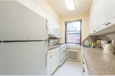 215-43 48 Avenue #3A, Bayside, NY 11364 - Photo 8