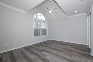 01 Overlook Dr, Farmingville, NY 11738 - Photo 8