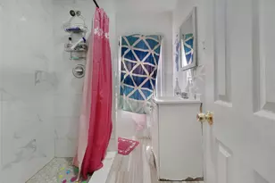 101 Baldwin Rd, Hempstead, NY 11550 - Photo 14