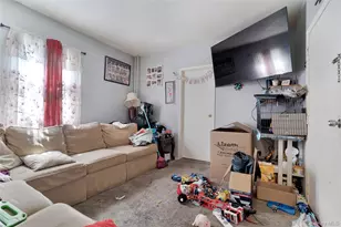 101 Baldwin Rd, Hempstead, NY 11550 - Photo 2