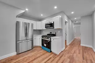 92-17 92nd St, Woodhaven, NY 11421 - Photo 6