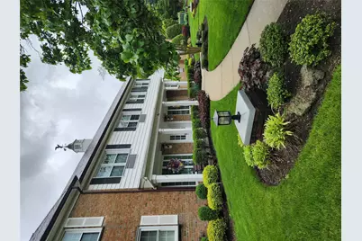 1 Bengeyfield Drive #2G, East Williston, NY 11596 - Photo 2