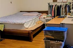 13 Surrey Ln, New Hyde Park, NY 11040 - Photo 8