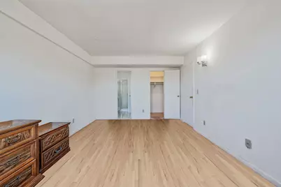 190 W Merrick Road #4E, Freeport, NY 11520 - Photo 12