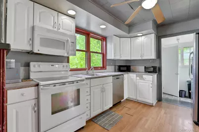 100 Harwich Street, Kingston, NY 12401 - Photo 6