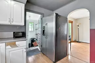 100 Harwich St, Kingston, NY 12401 - Photo 8