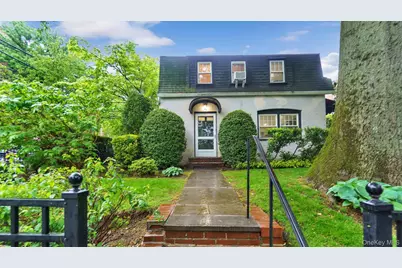 19 Barstow Road #G, Great Neck, NY 11021 - Photo 1