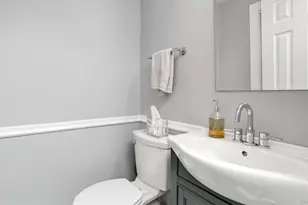 19 Barstow Rd, Great Neck, NY 11021 - Photo 14