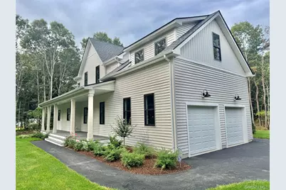 122 Dayton Avenue, Manorville, NY 11949 - Photo 2