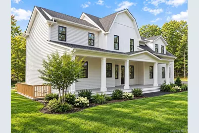 18 Dayton Avenue, Manorville, NY 11949 - Photo 2