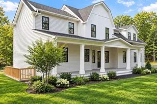 18 Dayton Ave, Manorville, NY 11949 - Photo 2