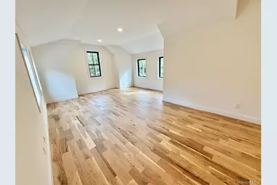 18 Dayton Avenue, Manorville, NY 11949 - Photo 32