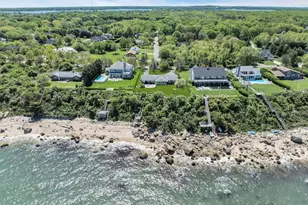 2100 Sound Dr, Greenport, NY 11944 - Photo 10