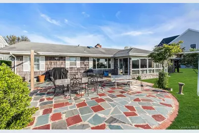 2100 Sound Drive, Greenport, NY 11944 - Photo 32