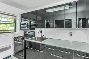 219-36 75th Ave, Bayside, NY 11364 - Photo 8