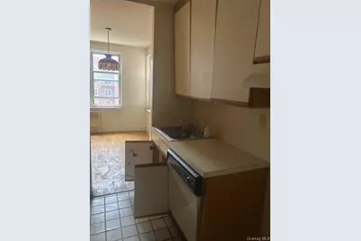 1300 Midland Avenue #C76, Bronxville, NY 10701 - Photo 4