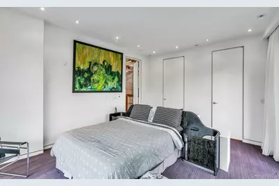 112 Scudders Lane, Glenwood Landing, NY 11547 - Photo 18