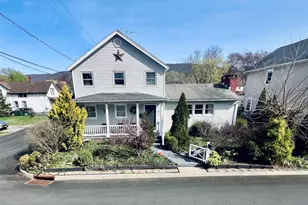 49 N Chestnut St, Beacon, NY 12508 - Photo 2