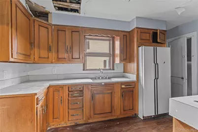 137 North Street, Newburgh, NY 12550 - Photo 6