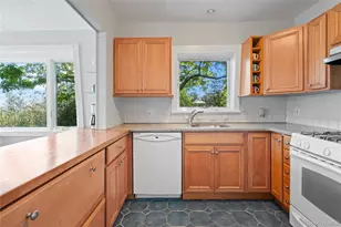55 West End Ave, East Quogue, NY 11942 - Photo 12