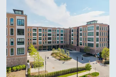 100 Garvies Point Road #1042, Glen Cove, NY 11542 - Photo 22