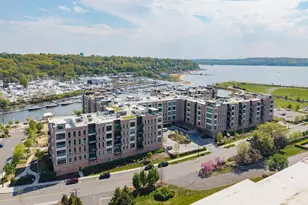 100 Garvies Point Rd, Glen Cove, NY 11542 - Photo 22