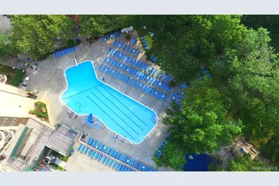 17-85 215th Street #4B, Bayside, NY 11360 - Photo 18