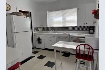 850 Evergreen Walk, Ocean Beach, NY 11770 - Photo 6