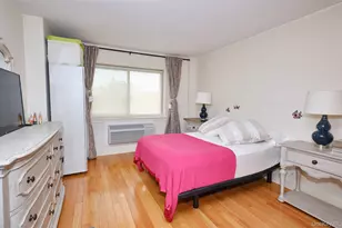 31-35 31st St, Astoria, NY 11106 - Photo 16