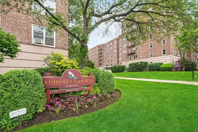 1304 Midland Avenue #B26, Yonkers, NY 10704 - Photo 2