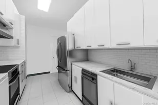 3 Alden Pl, Bronxville, NY 10708 - Photo 16