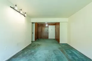 99-35 59th Ave, Corona, NY 11368 - Photo 10