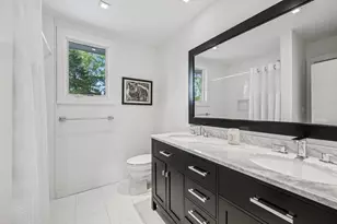 8 S Harbor Dr, Sag Harbor, NY 11963 - Photo 24